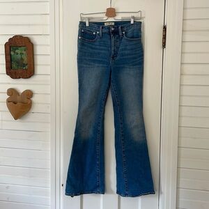 Madewell skinny flare jeans. Ultra high waisted in a size 28.